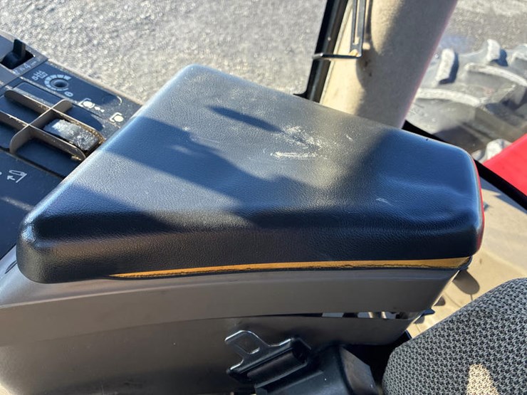 case-ih-steiger-335-image-82