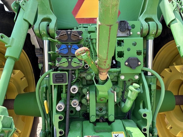 john-deere-444h-image-25