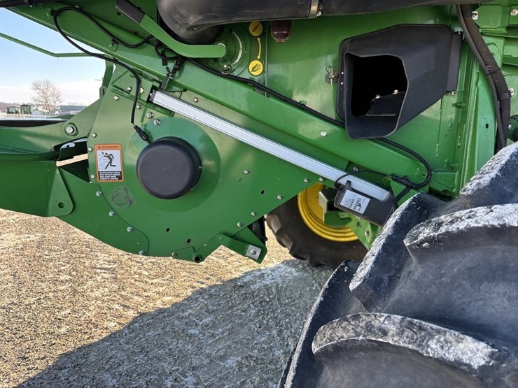 john-deere-s670-image-27