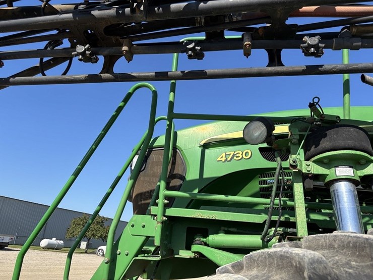 john-deere-4730-image-39