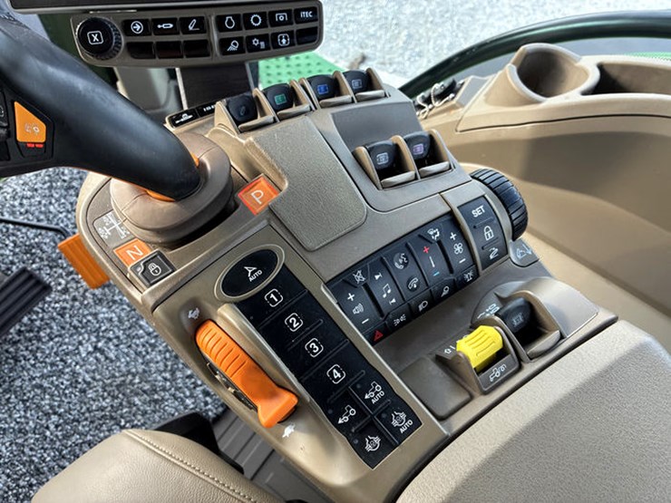 john-deere-8r-370-image-86