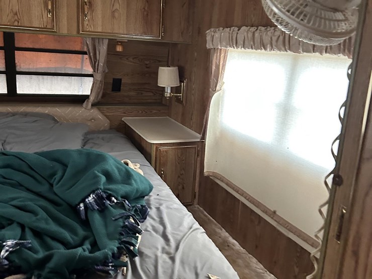 starcraft-5th-wheel-image-44