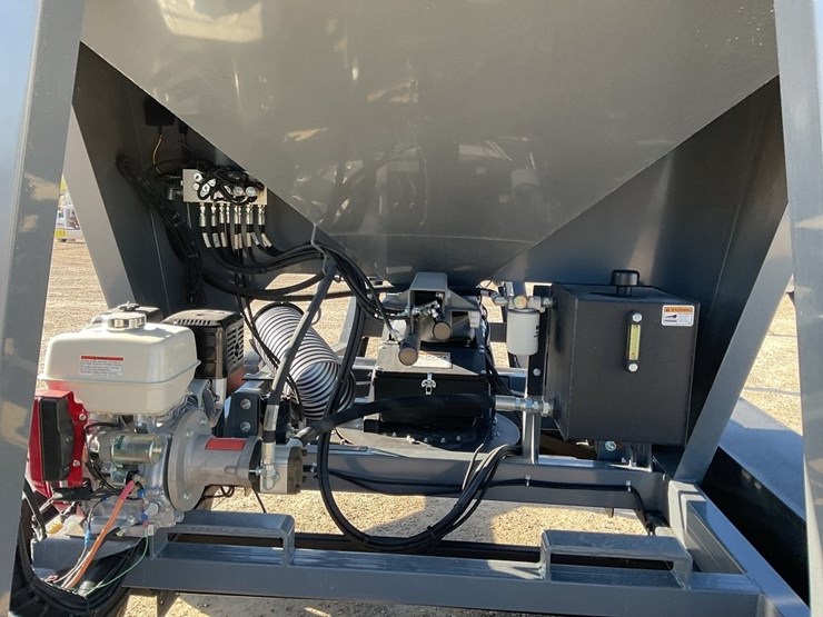 2024-meridian-375rt-image-18