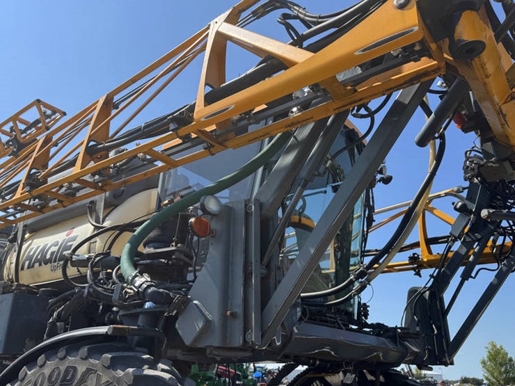 hagie-sts10-image-28