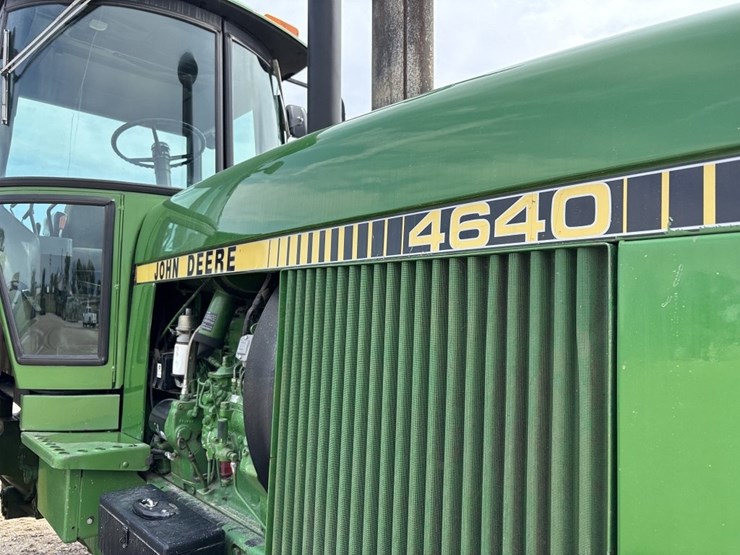 john-deere-4640-image-11