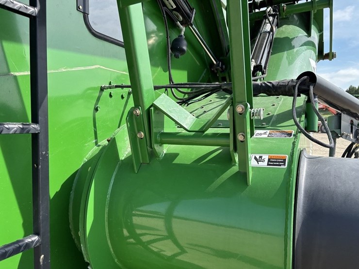 2011-brent-1194-image-12