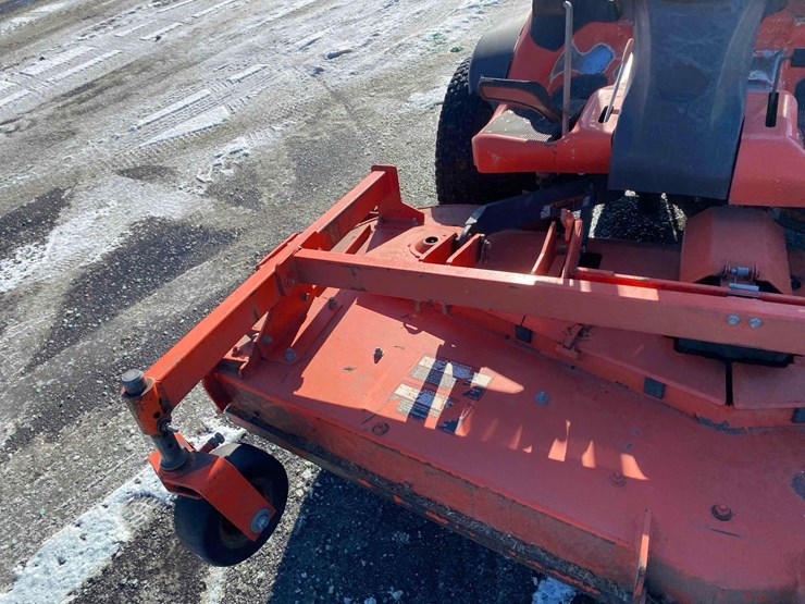 2016-kubota-f3990-image-15