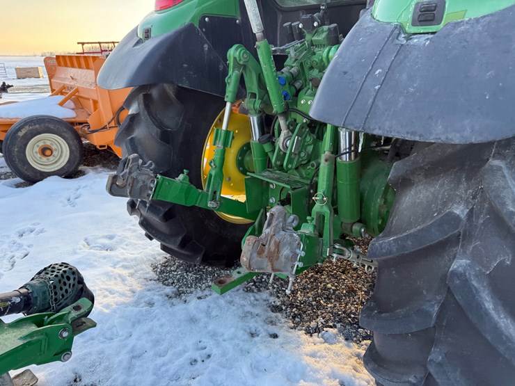 2019-john-deere-r-image-6