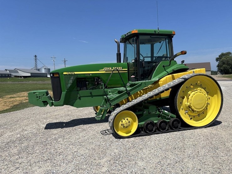 john-deere-8410t-image-2