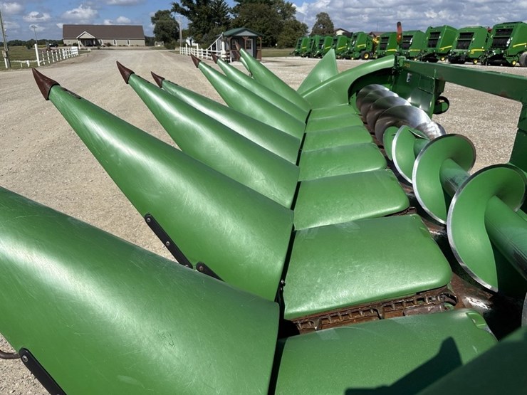 john-deere-608c-image-27