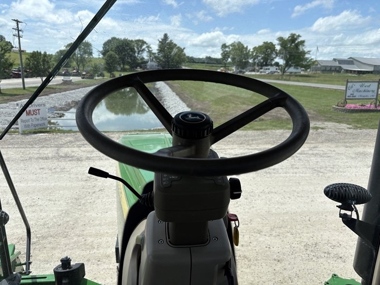 john-deere-8320rt-image-35