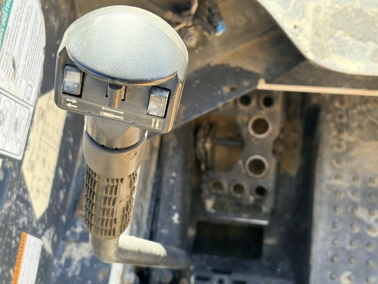 bobcat-s650-image-12