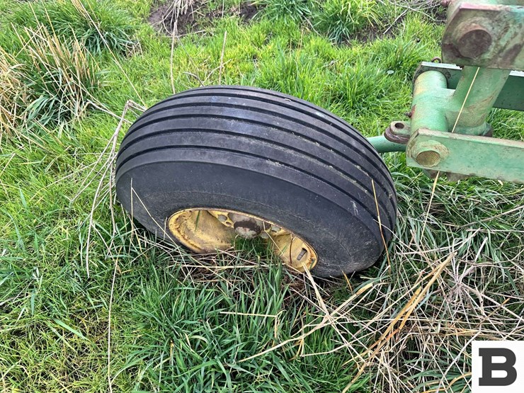 john-deere-3100-image-17