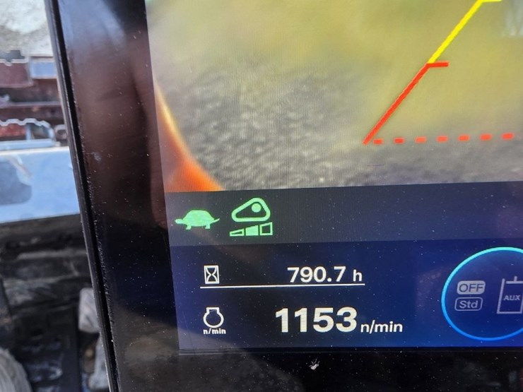 2024-kubota-sv175-3-track-skidsteer-image-15