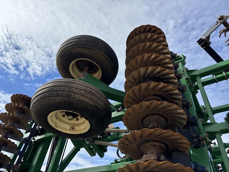 great-plains-4000tm-image-38