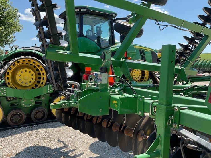 john-deere-637-image-11