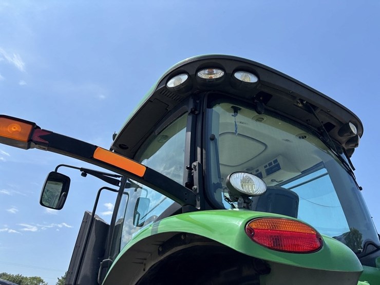 john-deere-7200r-image-29