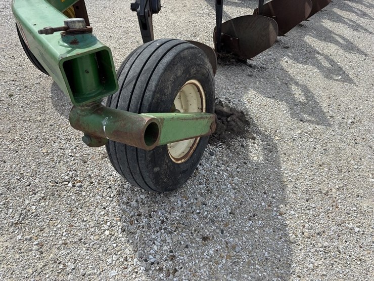 john-deere-3710-image-6