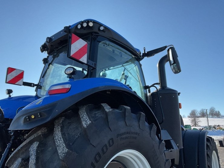 new-holland-t8.435-image-23