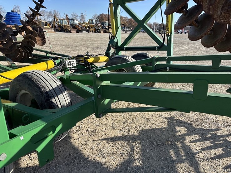 kelly-diamond-45'-harrow-image-17