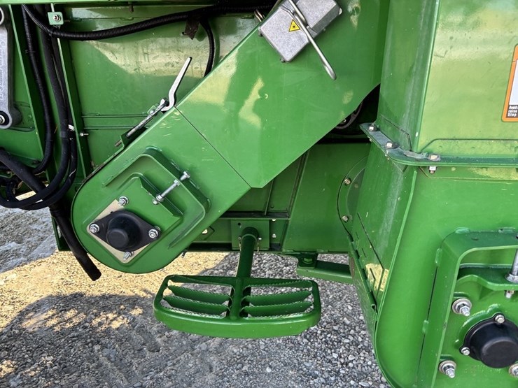 john-deere-s670-image-24