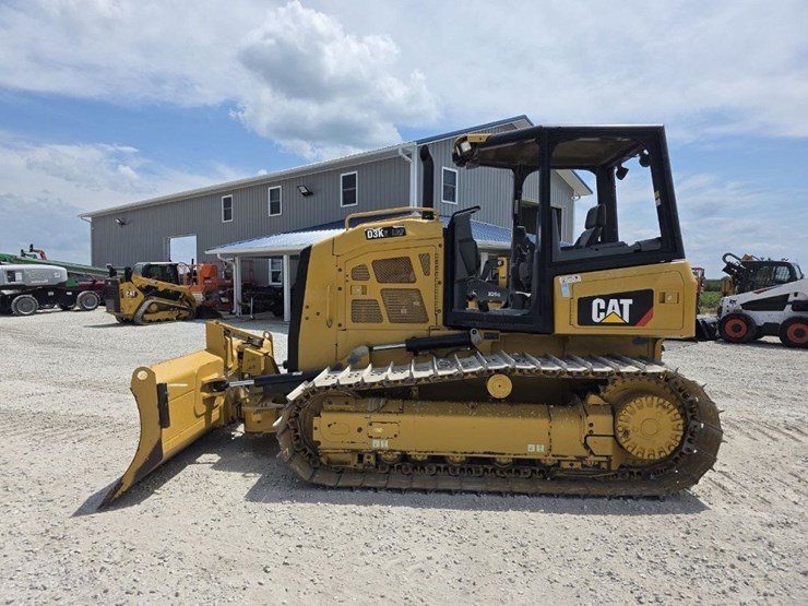 caterpillar-d3k-image-4