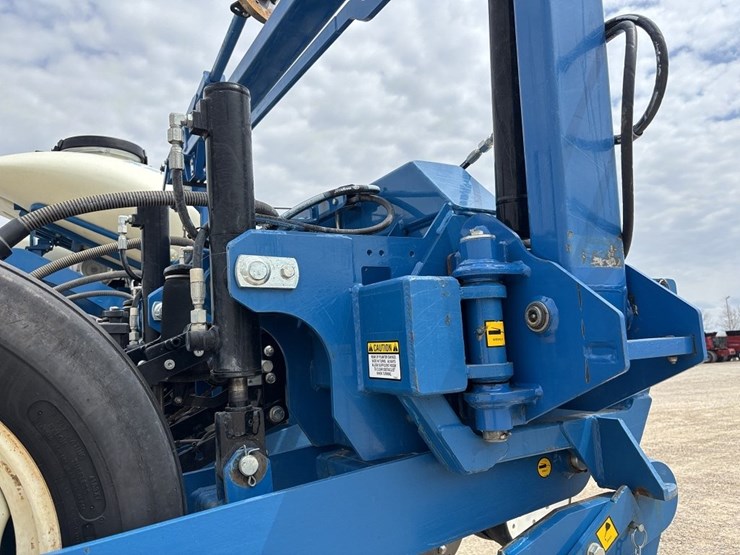 2012-kinze-3660-image-12