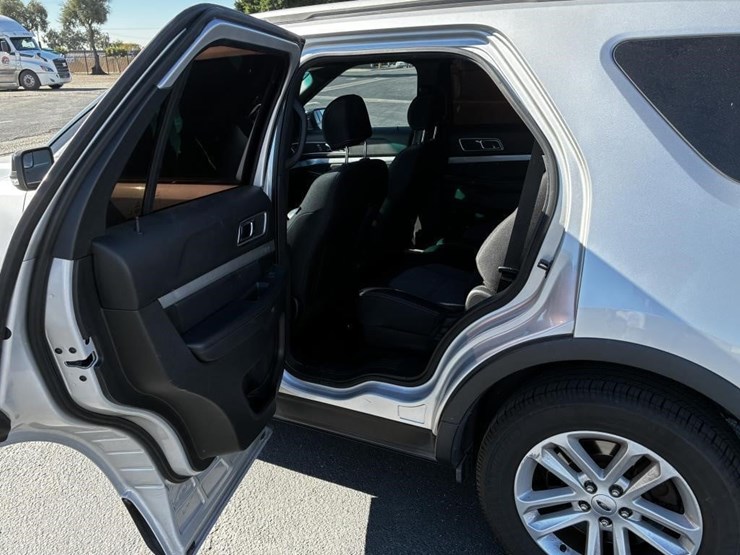 ford-explorer-image-11