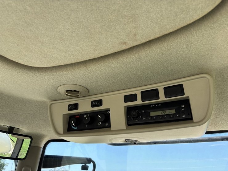 john-deere-444h-image-41