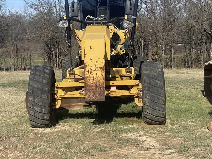 caterpillar-140m-image-11