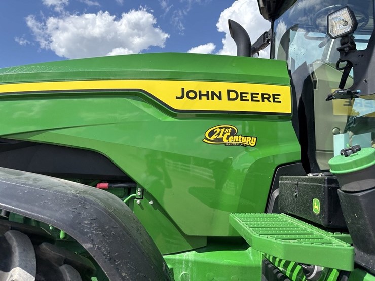 john-deere-8r-250-image-29