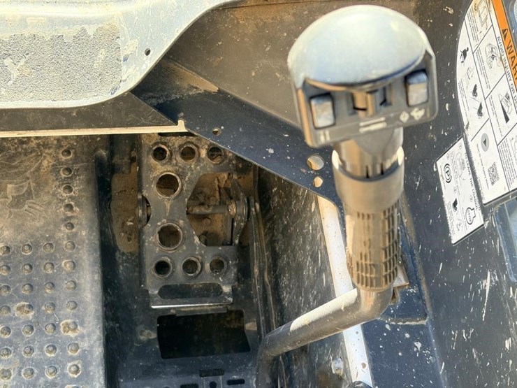 bobcat-s650-image-13