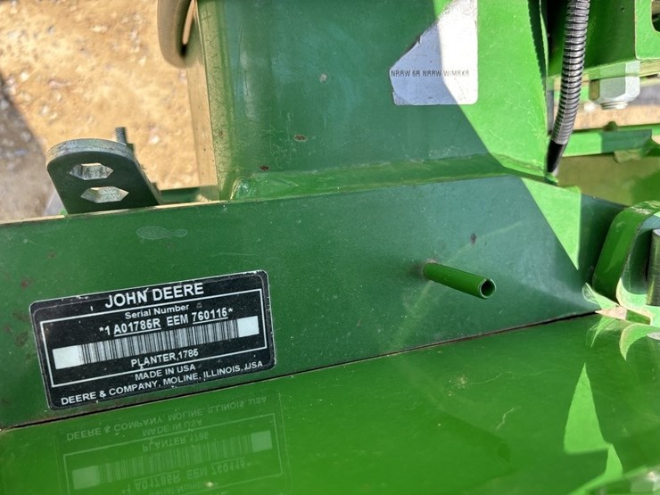 john-deere-1785-image-34