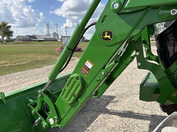 john-deere-6140m-image-38