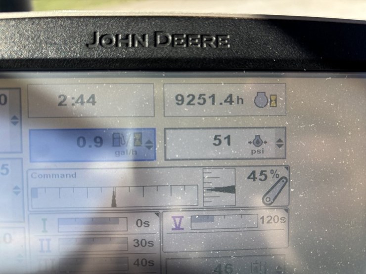 john-deere-8285r-image-39