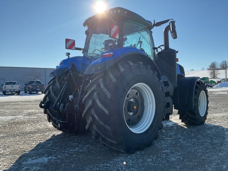 new-holland-t8.435-image-5