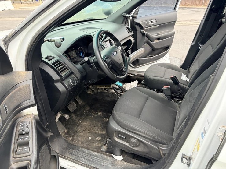 ford-explorer-image-14