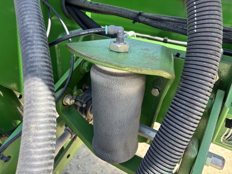 john-deere-s680-image-15