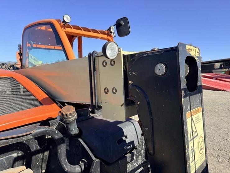 jlg-6s-18a-telescopic-reach-lift-image-7