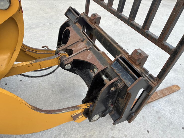 caterpillar-906m-image-18