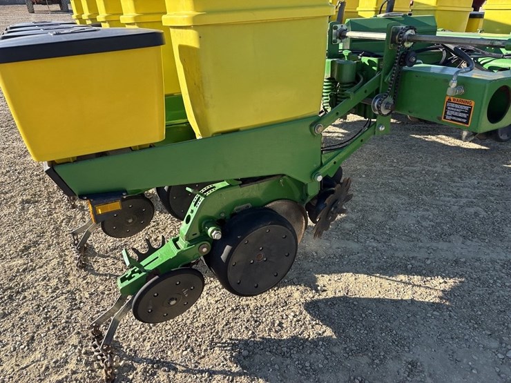 1997-john-deere-1770-image-49