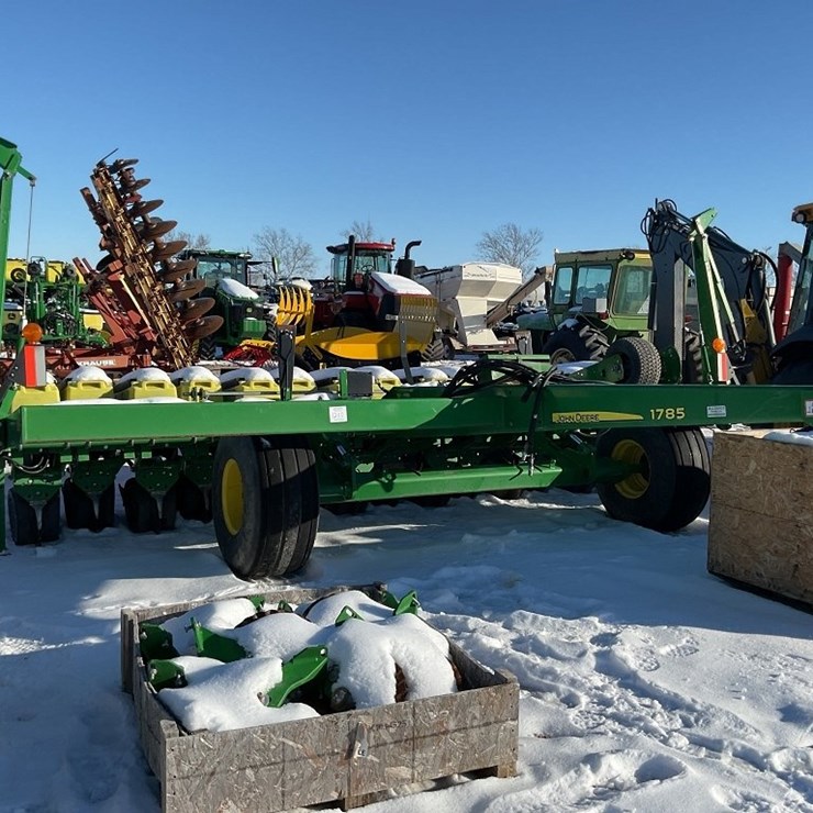 JOHN DEERE 1785