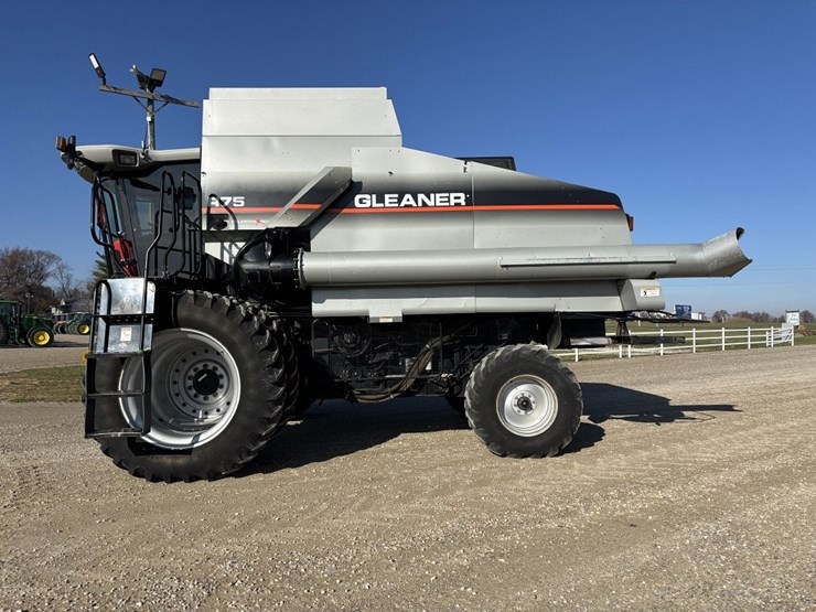 gleaner-r75-image-2