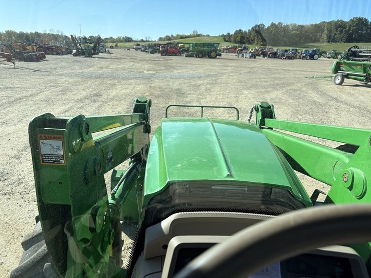 john-deere-6125m-image-47