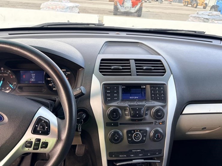 ford-explorer-image-13