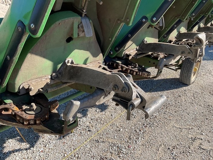 john-deere-608c-image-10