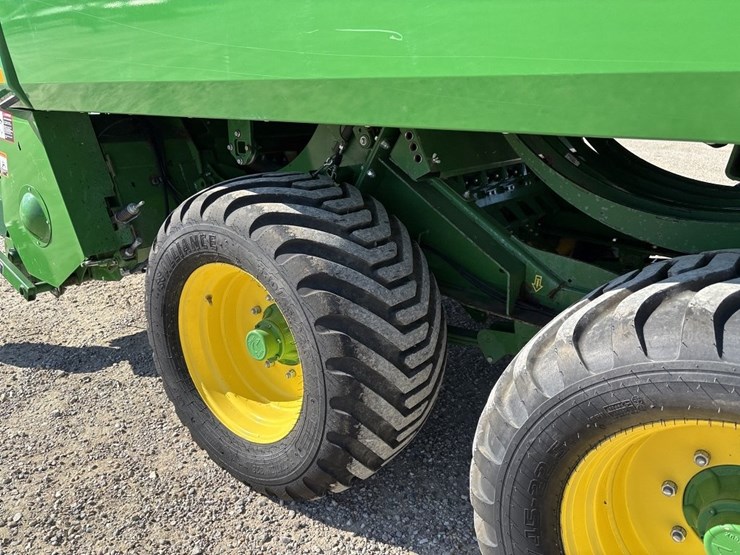 john-deere-l341-image-35