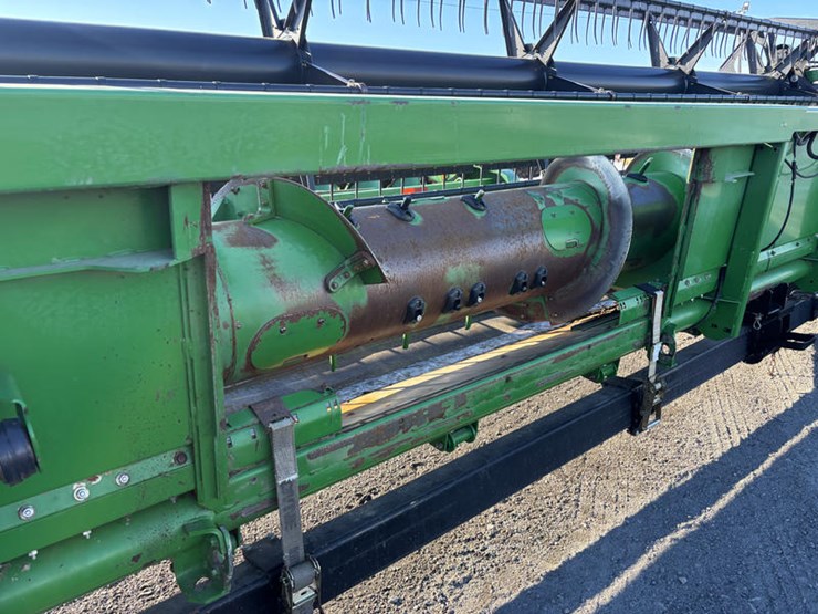 john-deere-630f-image-9