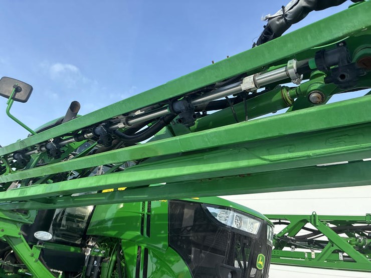 john-deere-r4038-image-19