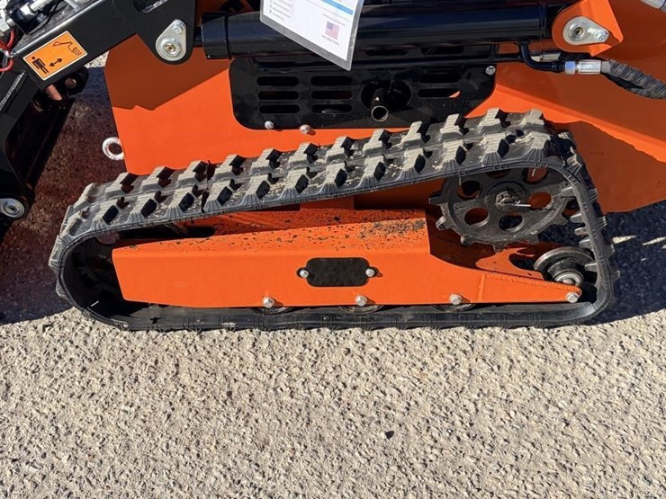 2025-sdlool-sl36c-skid-steer-image-8